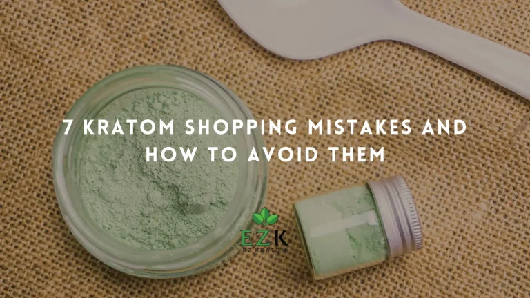 kratom powder in jar and small glass bottle